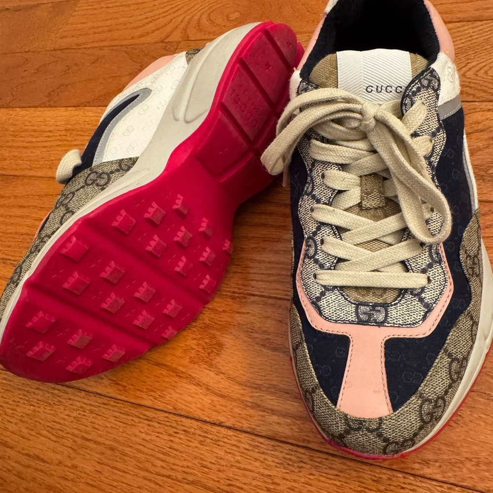 Gucci Multicolor GG Supreme Lace-Up Sneakers - Picture 4 of 7